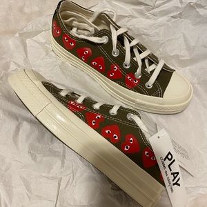 Commes des Garçons Chuck Taylor Multi Heart Kaki